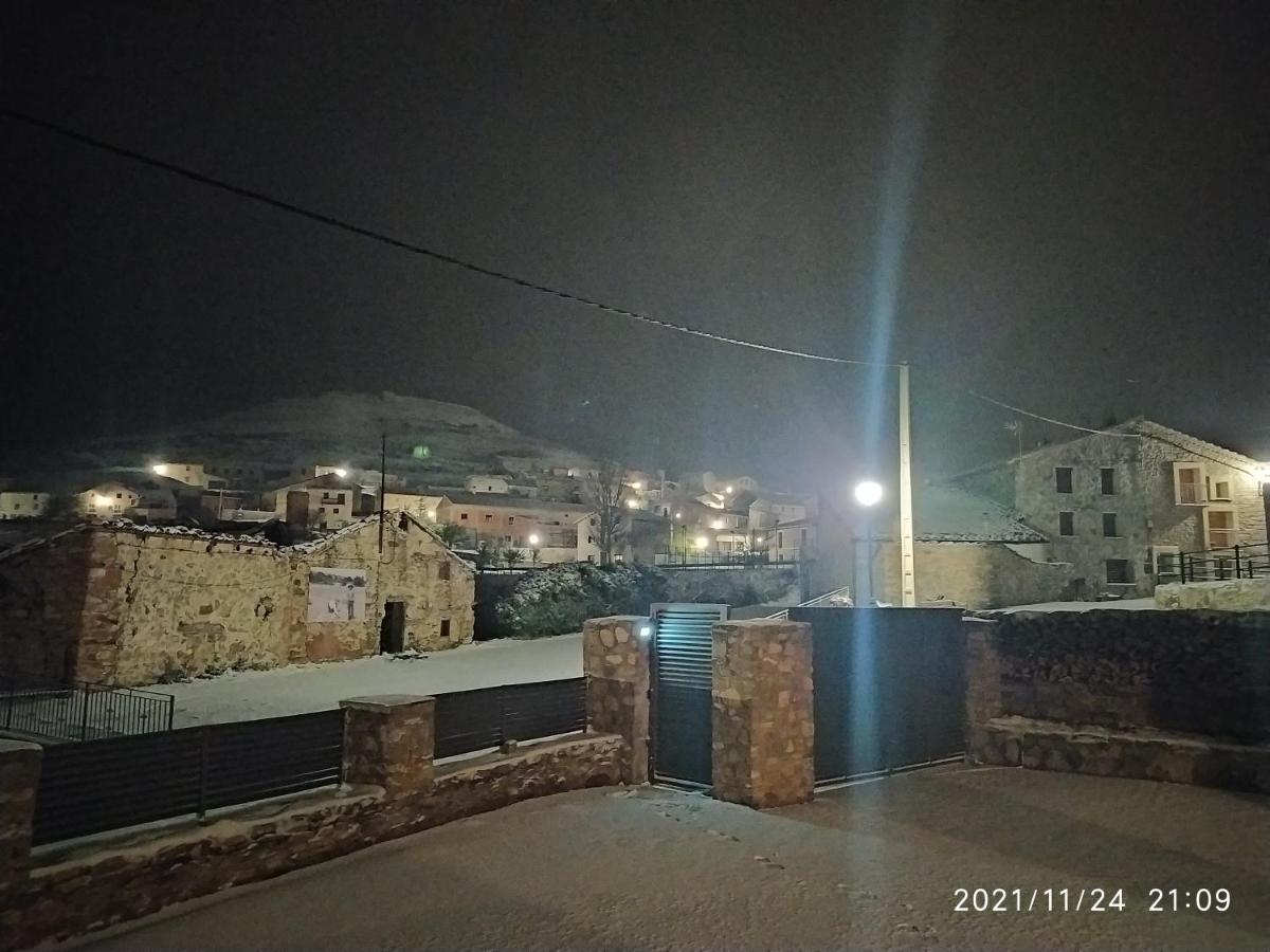 Puerta Del Maestrazgo Guest House Monteagudo del Castillo Екстериор снимка