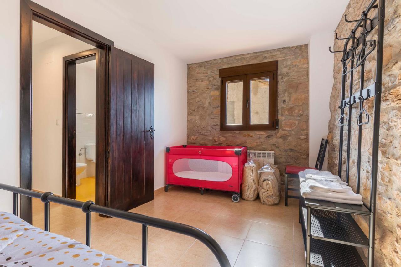 Puerta Del Maestrazgo Guest House Monteagudo del Castillo Екстериор снимка