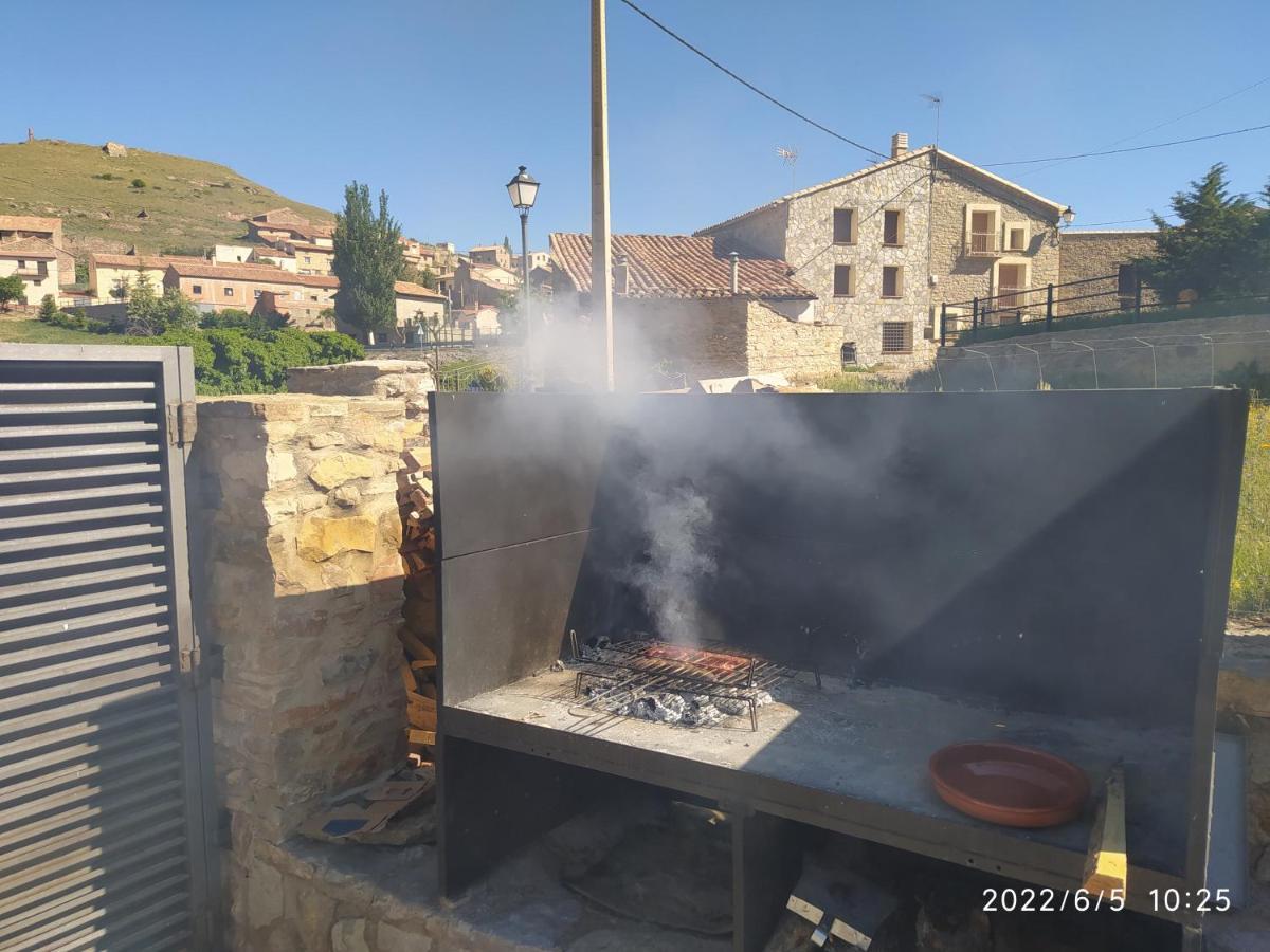 Puerta Del Maestrazgo Guest House Monteagudo del Castillo Екстериор снимка